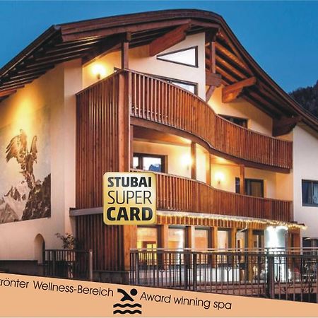 Adler Hotel-Pension Fulpmes Esterno foto