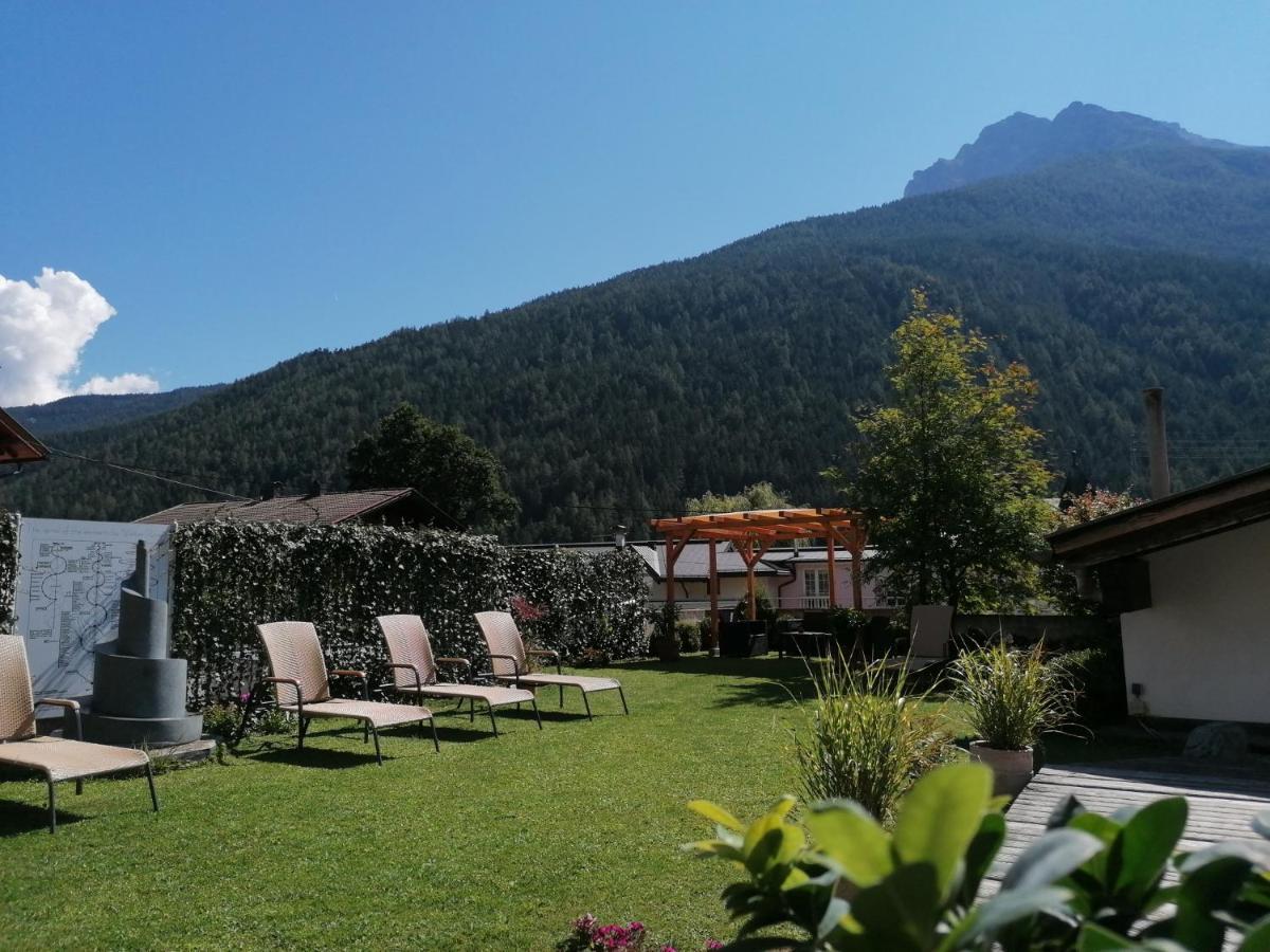 Adler Hotel-Pension Fulpmes Esterno foto