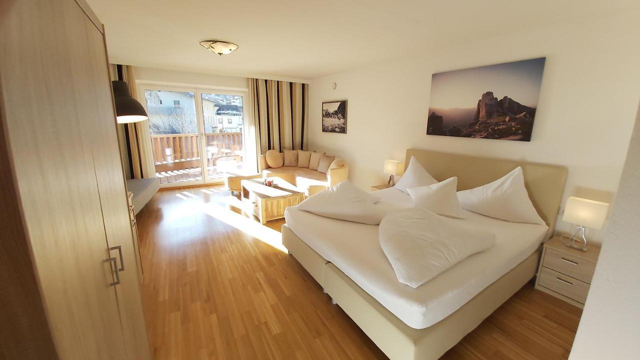 Adler Hotel-Pension Fulpmes Esterno foto