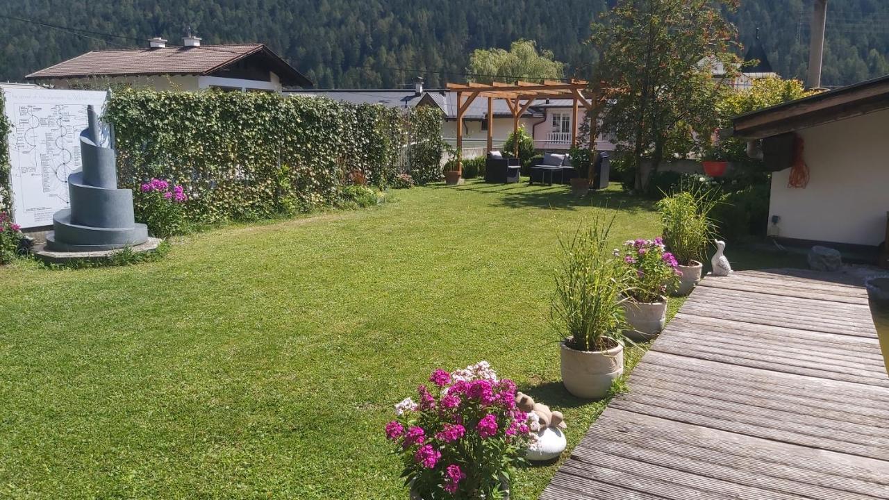 Adler Hotel-Pension Fulpmes Esterno foto