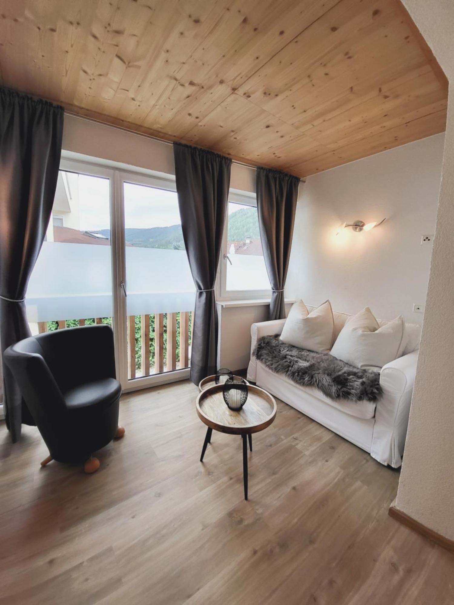 Adler Hotel-Pension Fulpmes Esterno foto