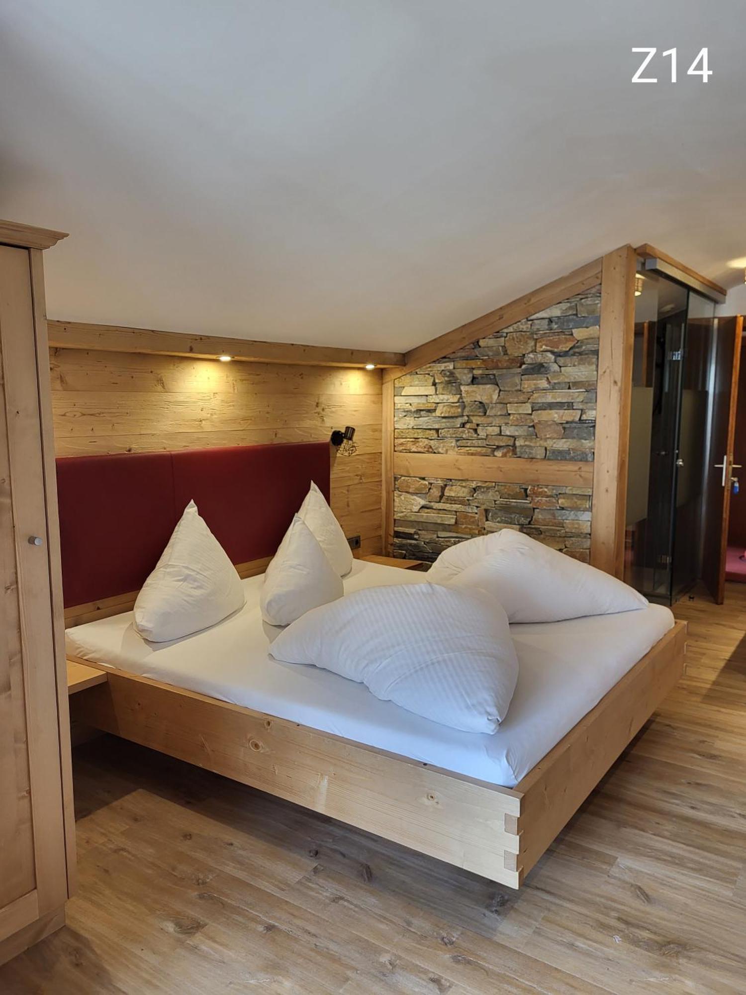 Adler Hotel-Pension Fulpmes Esterno foto